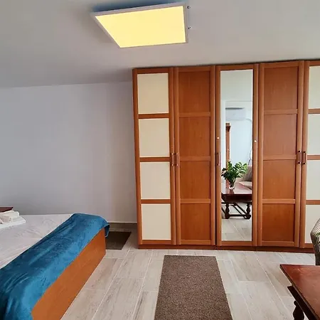 Capitol Hotel 3*