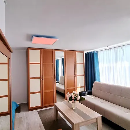 Capitol 南埃福列